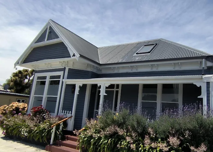 5 Large Bedroom Villas Suitable For 10People